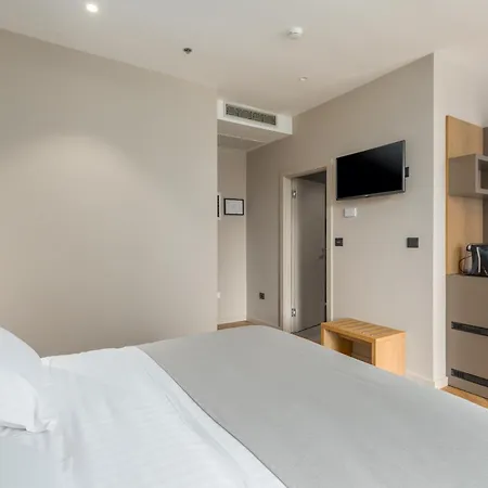 Squero 4* Ρόβινι