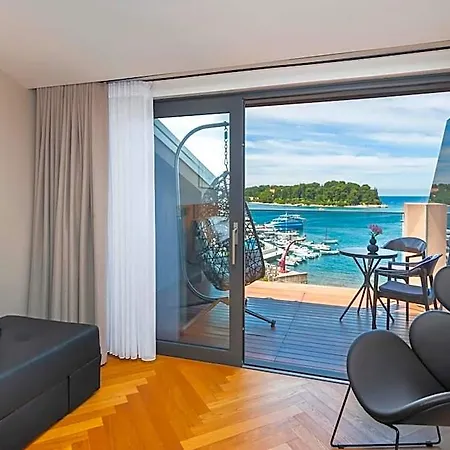 Squero Hotel 4*
