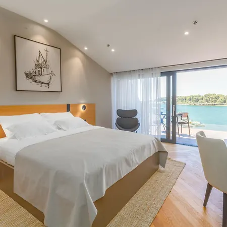 Squero Hotel 4*